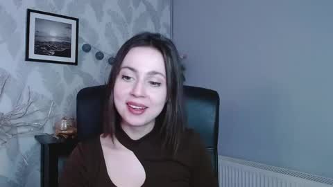 Snapshot of sally_femdom chatting on 02/25/25, 05:25 Sally online show from 02/25/25, 05:25
