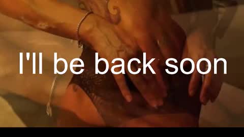 Salma online show from 10/31/25, 03:29