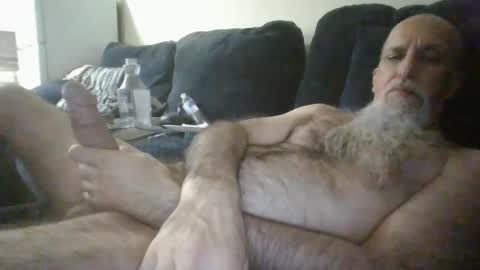 Snapshot of salmongino69 chatting on 01/24/25, 05:42 GINO online show from 01/24/25, 05:42