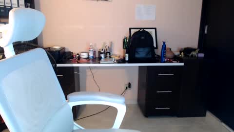 Snapshot of salome_010 chatting on 02/22/25, 10:42 Salome online show from 02/22/25, 10:42