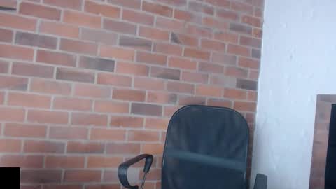   online show from 02/11/25, 01:31