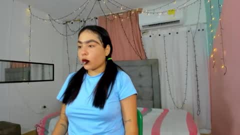 salome online show from 11/17/25, 03:12