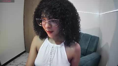 Snapshot of salooo_1 chatting on 09/16/25, 10:33 Salome online show from 09/16/25, 10:33