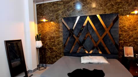 SALVATORE online show from 01/22/25, 02:14