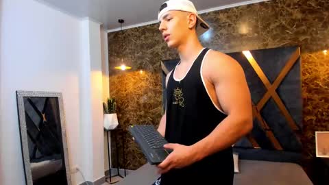 SALVATORE online show from 02/10/25, 11:36