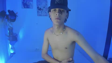 Snapshot of sam__cute chatting on 01/09/25, 10:20 sam__cute online show from 01/09/25, 10:20