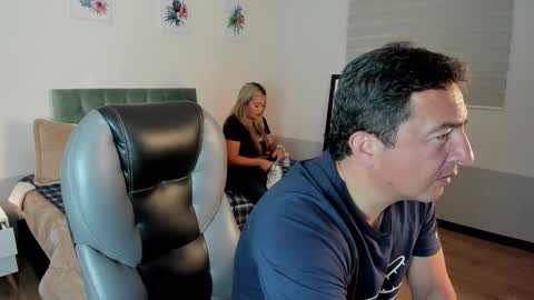 Snapshot of sam_and_molly chatting on 01/29/25, 07:22 Sam and Molly online show from 01/29/25, 07:22