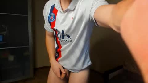 Snapshot of sam_huston18 chatting on 11/02/25, 10:34 BACK IN 2 WEEKS online show from 11/02/25, 10:34