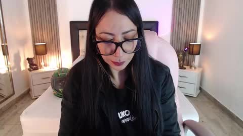 SAM MANSON online show from 02/05/25, 12:06