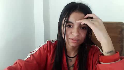 Snapshot of samanta_06_ chatting on 11/12/25, 04:57 Samanta online show from 11/12/25, 04:57