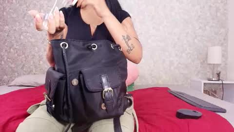 Samanta online show from 10/15/25, 11:54