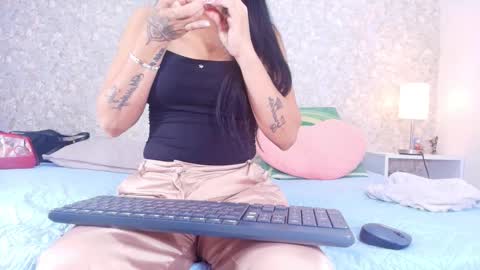 Samanta online show from 11/27/25, 11:56