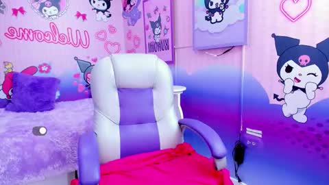 Snapshot of samanta__milk chatting on 09/20/25, 09:05 samanta__milk online show from 09/20/25, 09:05