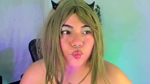 Snapshot of samanta_cutee1 chatting on 01/12/25, 08:14 SAMANTA online show from 01/12/25, 08:14