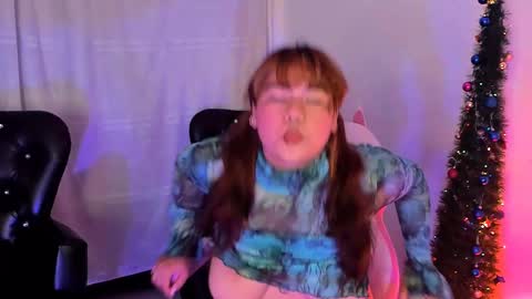 Snapshot of samanta_cutee1 chatting on 01/17/25, 11:17 SAMANTA online show from 01/17/25, 11:17