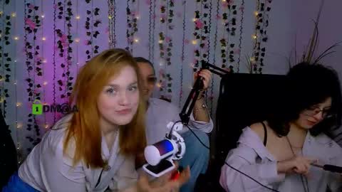 Snapshot of samanta_hotty chatting on 10/18/25, 07:03 samanta_hotty online show from 10/18/25, 07:03