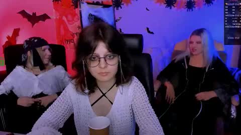 Snapshot of samanta_hotty chatting on 10/31/25, 09:38 samanta_hotty online show from 10/31/25, 09:38