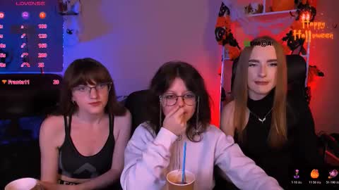 Snapshot of samanta_hotty chatting on 11/02/25, 08:00 samanta_hotty online show from 11/02/25, 08:00