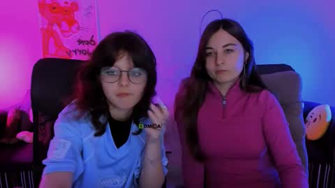 Snapshot of samanta_hotty chatting on 11/26/25, 08:32 samanta_hotty online show from 11/26/25, 08:32