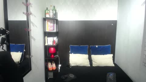 Snapshot of samanta_ortizz chatting on 10/24/25, 04:53 samanta ortizz online show from 10/24/25, 04:53