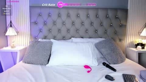 samanta online show from 11/22/25, 04:33