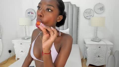 Samanta online show from 11/10/25, 07:57