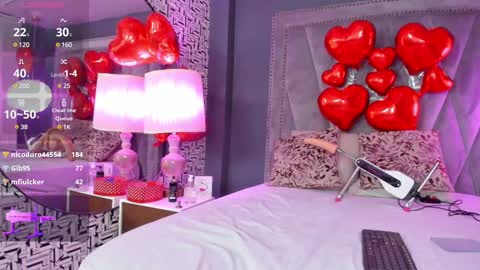Snapshot of samantamaturehot chatting on 02/15/25, 11:36 Samanta... online show from 02/15/25, 11:36