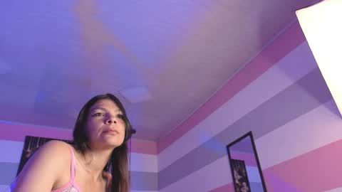 Snapshot of samantaortega_ chatting on 10/21/25, 01:45 samantaortega_ online show from 10/21/25, 01:45