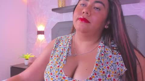 Snapshot of samantha29x_ chatting on 10/08/25, 02:14 S A M M Y online show from 10/08/25, 02:14