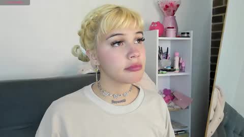 samantha_browwnn online show from 10/21/25, 03:40