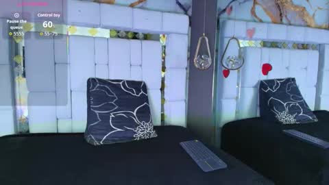 Snapshot of samantha_colins___ chatting on 09/26/25, 10:47 samantha_colins___ online show from 09/26/25, 10:47