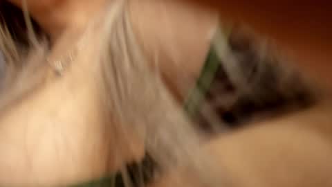 Snapshot of samantha_cp_ chatting on 03/05/25, 12:33 Sammy online show from 03/05/25, 12:33