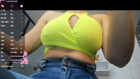 Snapshot of samantha_milfs chatting on 09/10/25, 10:48 samantha_milfs online show from 09/10/25, 10:48