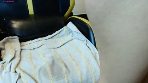 samanthahoteer96 online show from 10/17/25, 03:14