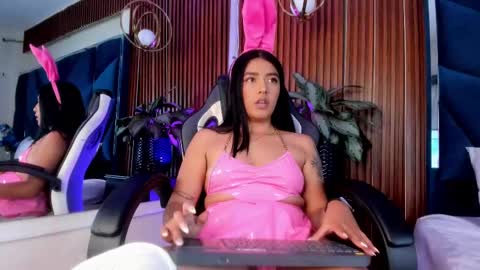 Snapshot of samanthajonson_ chatting on 09/16/25, 10:11 samanthajonson online show from 09/16/25, 10:11