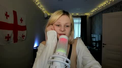 Snapshot of samanthamiasnik1 chatting on 01/18/25, 12:36 Samantha online show from 01/18/25, 12:36