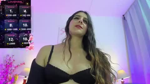 samanthamillher1021 online show from 10/28/25, 12:47