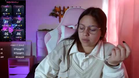 Samantha online show from 02/22/25, 09:26