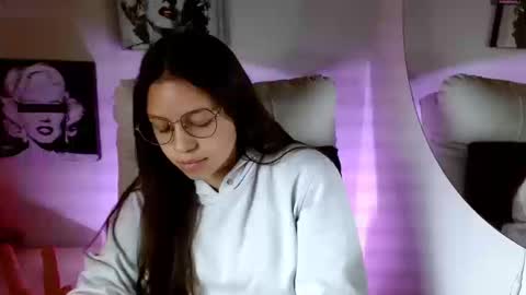 Samantha online show from 09/10/25, 03:01