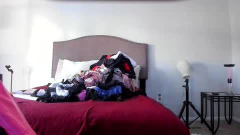 Yaya online show from 10/09/25, 11:03