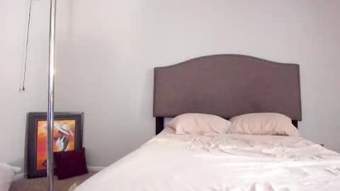 Yaya online show from 10/16/25, 12:17