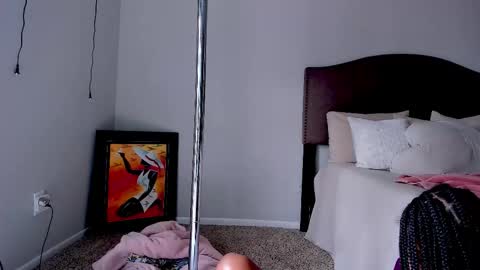 Yaya online show from 10/21/25, 06:19