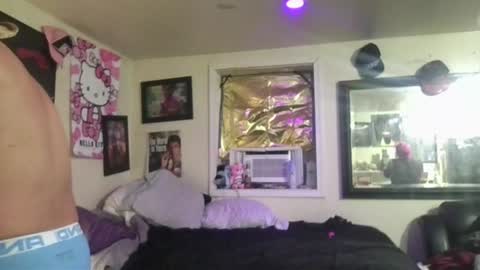 samiikayy online show from 10/28/25, 07:56