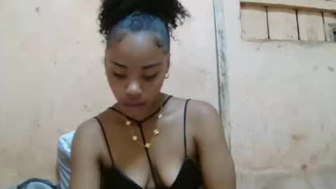 samina2255 online show from 10/20/25, 03:23