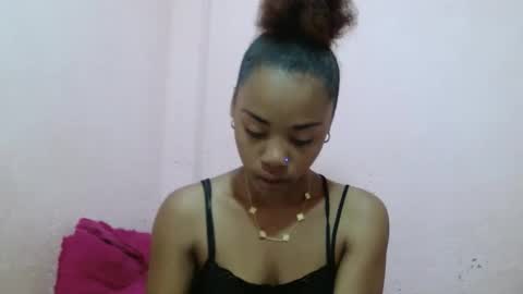 samina2255 online show from 10/26/25, 06:08