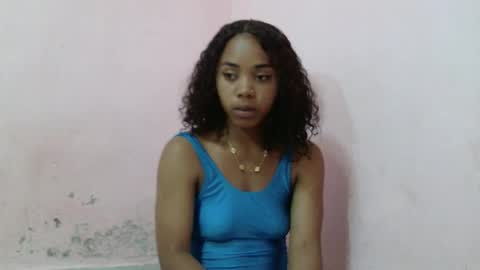 samina2255 online show from 10/26/25, 06:14