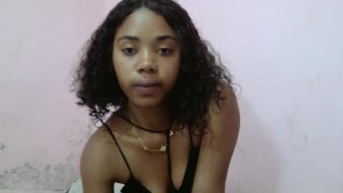 samina2255 online show from 10/30/25, 08:09