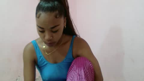 samina2255 online show from 11/02/25, 05:43