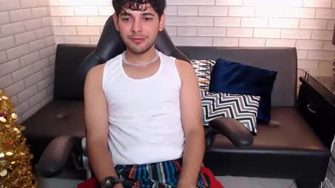 Snapshot of samir_bear chatting on 12/27/24, 12:56 Samir online show from 12/27/24, 12:56