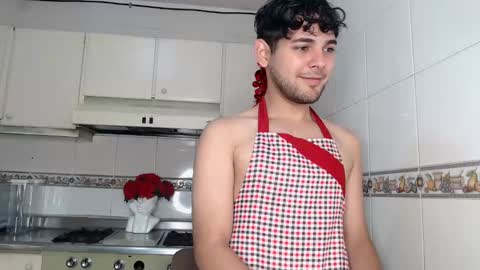 Snapshot of samir_bear chatting on 12/31/24, 12:46 Samir online show from 12/31/24, 12:46